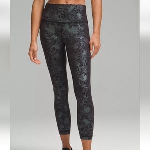 RARE! Logo Flourish Iridescent Foil Wunder Under Leggings, Size 14, New!